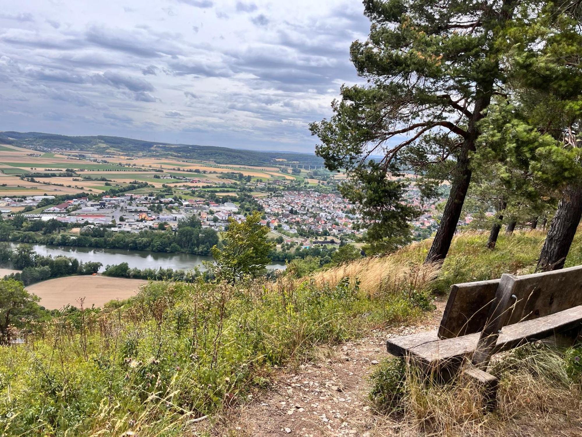 Ferienhaus Weinbergblick - Nahe Wuerzburg - 2 Schlafzimmer - Familienfreundlich - Terrasse Unterleinach 外观 照片